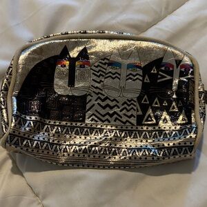 Silver Cat Patterned Makeup Pouch